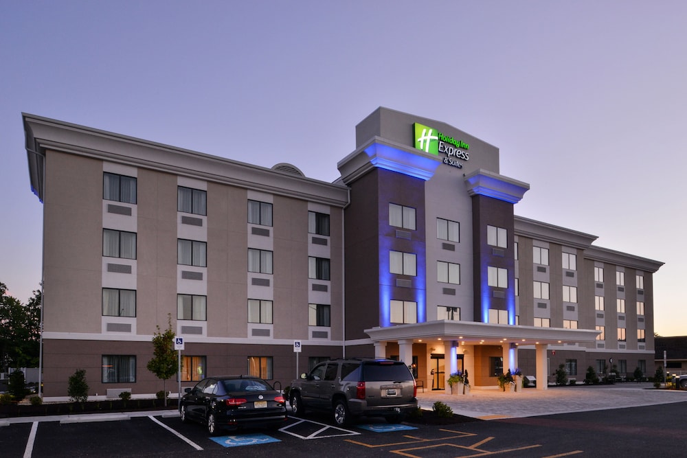Holiday Inn Express & Suites West Ocean City an IHG Hotel - featured photo