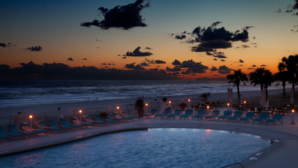Holiday Inn Express & Suites Panama City Beach Beachfront by IHG - photo 37