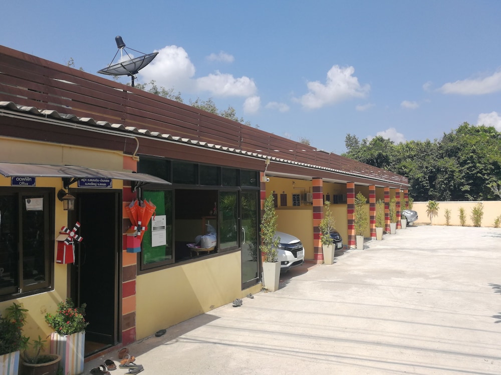Nj Hotel - last minute hotel in Hat Yai