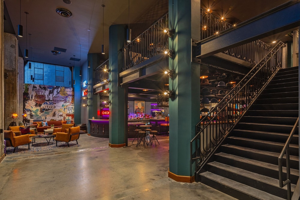 Moxy Phoenix Downtown - photo 8