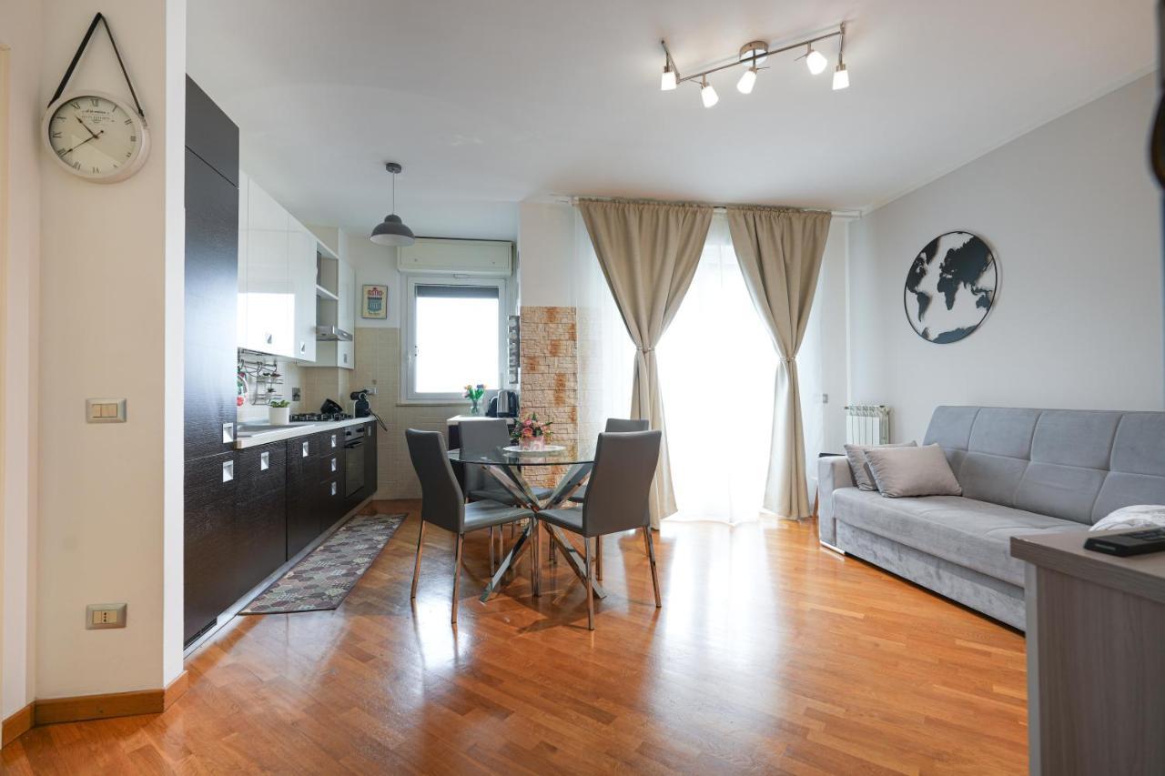 Nuvola Apartment Fiumicino Easy Self check in — 4-Star Luxury Hotel in Fiumicino-Isola Sacra, Italy