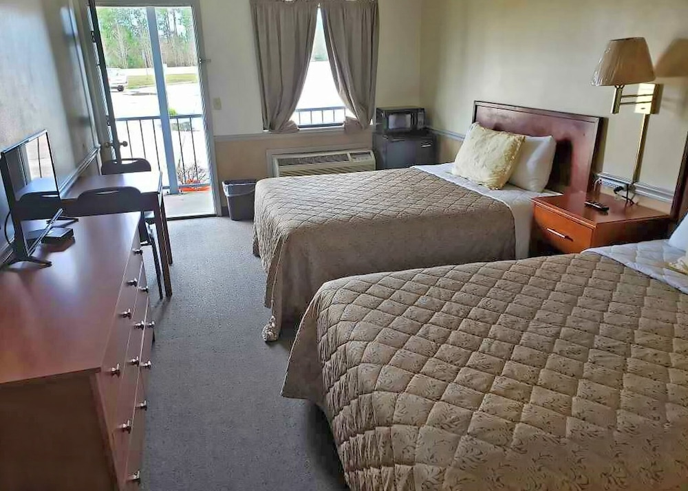 Traveler's Choice Motel - photo 6