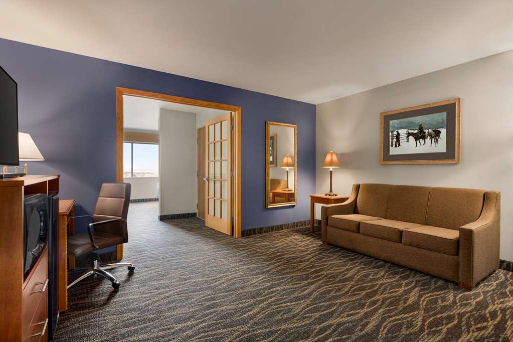 AmericInn by Wyndham Laramie Near University of Wyoming - photo 65