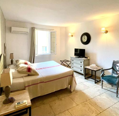 Un Coin De Luberon — hotel in L'isle-Sur-La-Sorgue