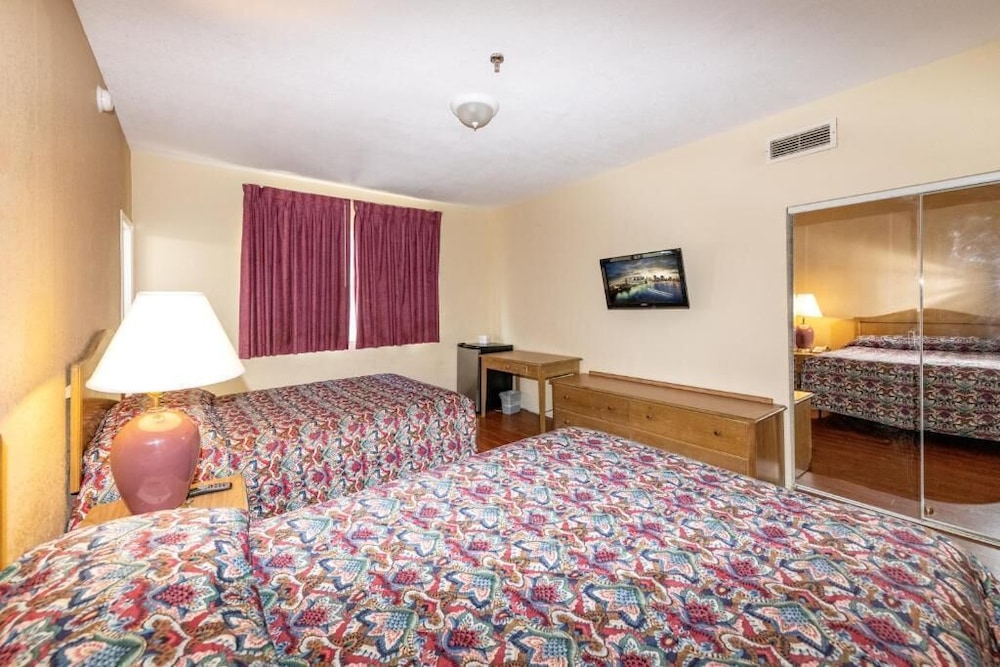 Ocean Beach Suites - photo 3