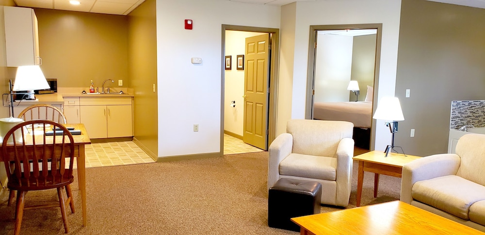Lodging on the Square - photo 12