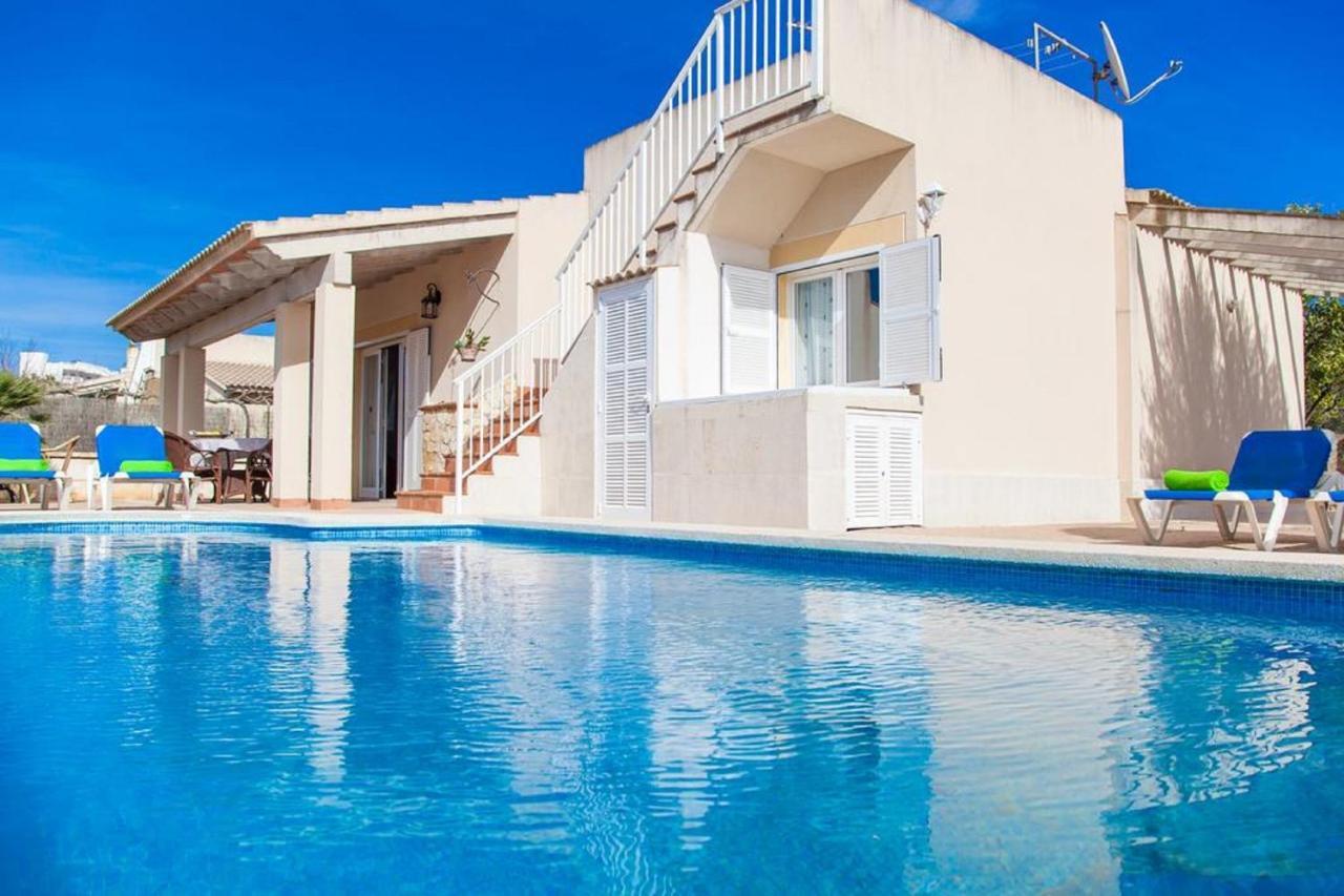 Can Content — 4-Star Luxury Hotel in Muro, Spain