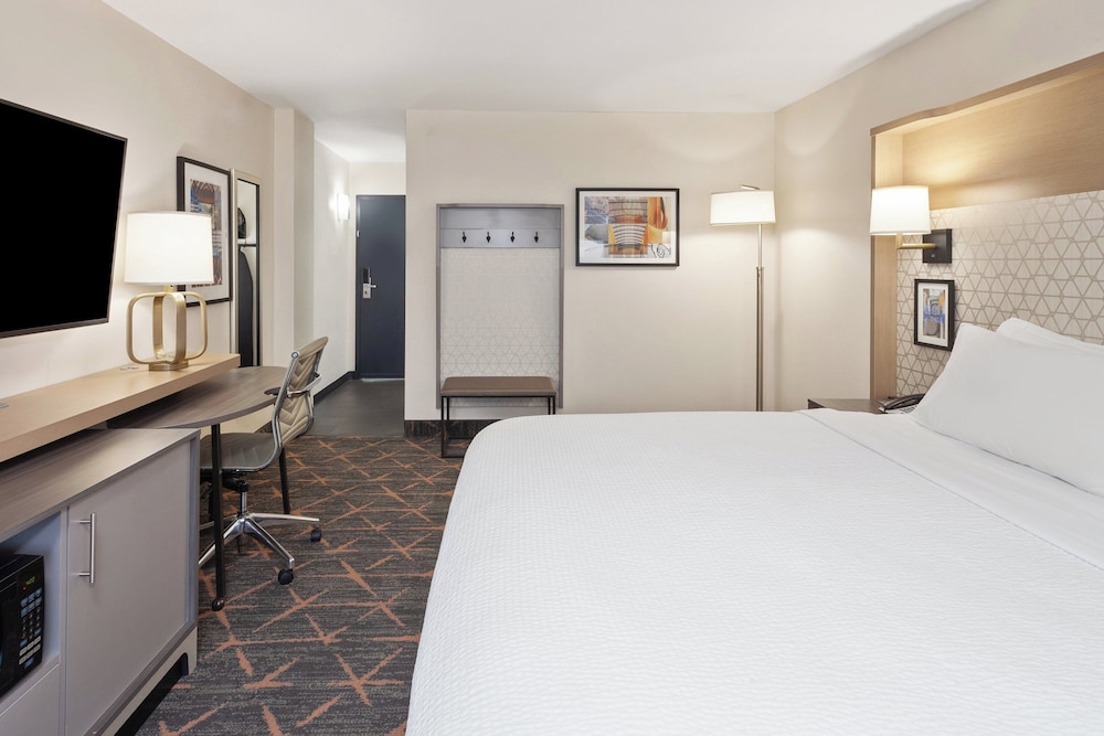 Holiday Inn Chicago Oakbrook by IHG - photo 14