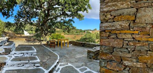 Under Royal Oaks - last minute hotel in Unknown City