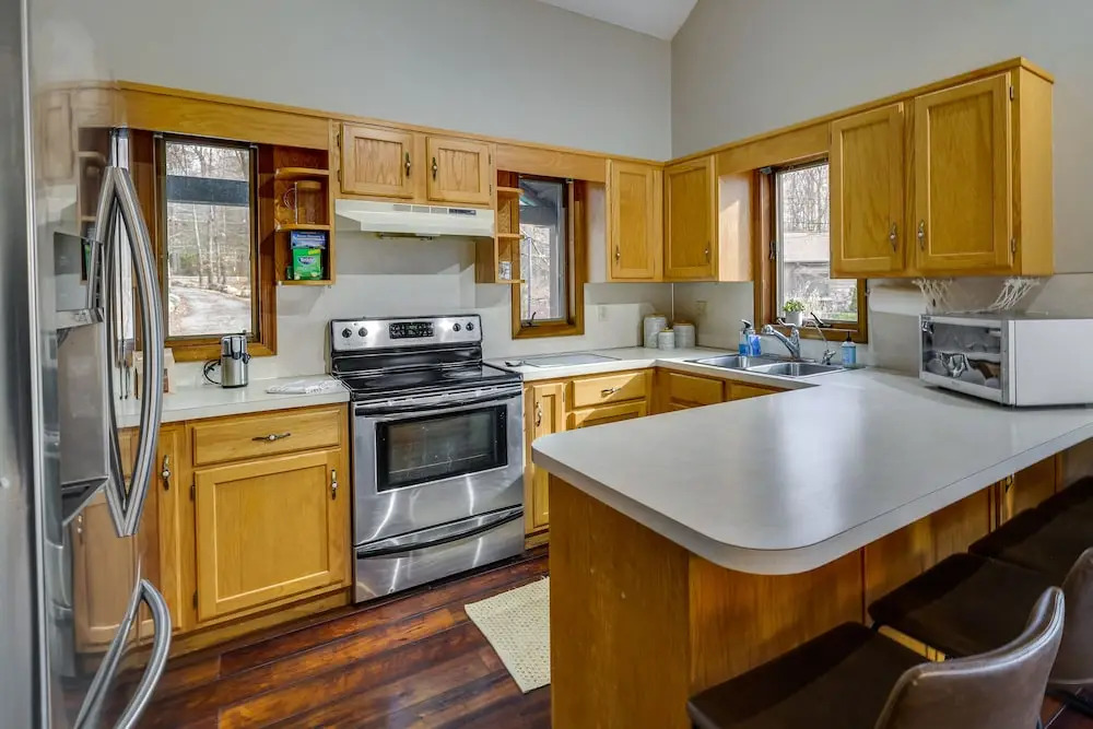 Lovely Poconos Cabin with Resort Amenities - photo 18