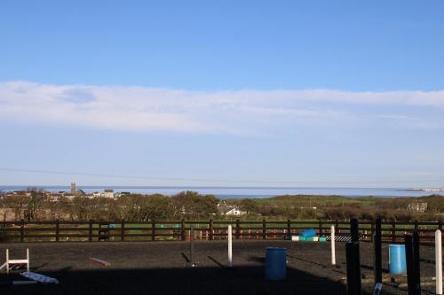 Sea View Studio — 4-Star Luxury Hotel in Castlerock, United Kingdom