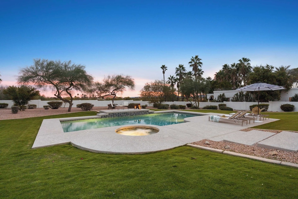 Sunridge by Avantstay Glorious Scottsdale Estate w Pool Hot Tub Ping Pong & Pool Table - photo 39