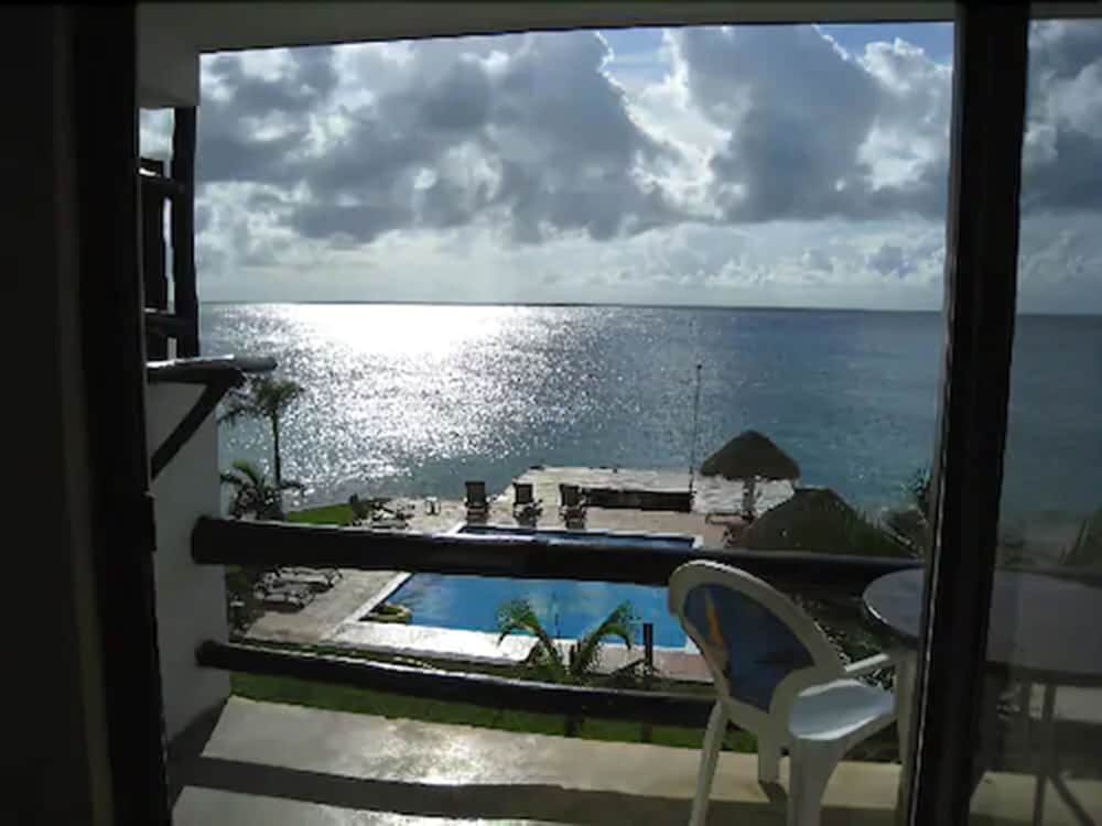 Beach/ocean view
