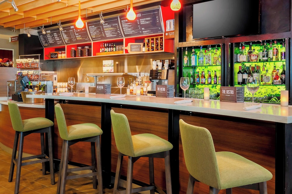 Courtyard by Marriott Dallas Arlington South - photo 38