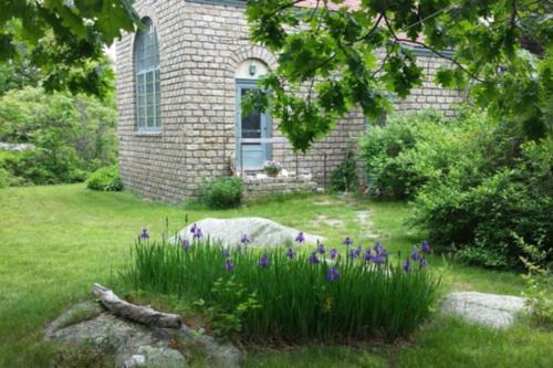 Great Ledges Studio - last minute hotel in Rockport
