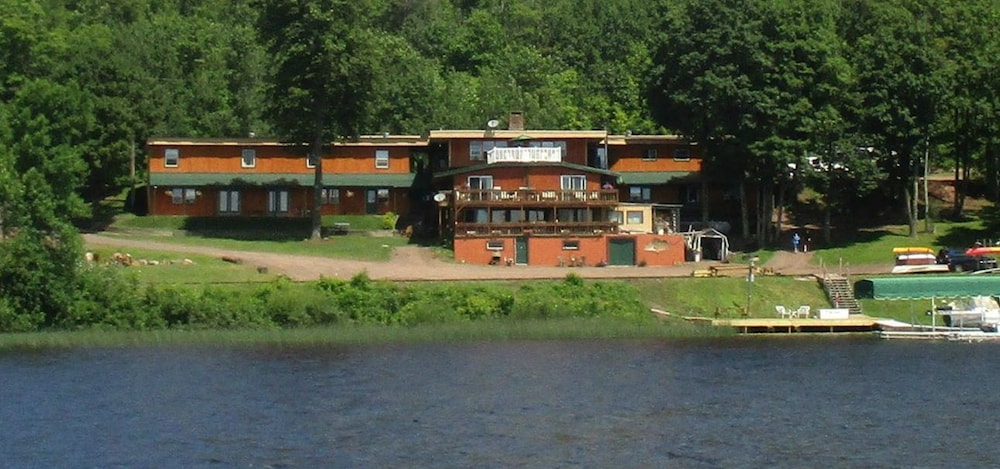 AJ's Lodge and Oven - photo 53