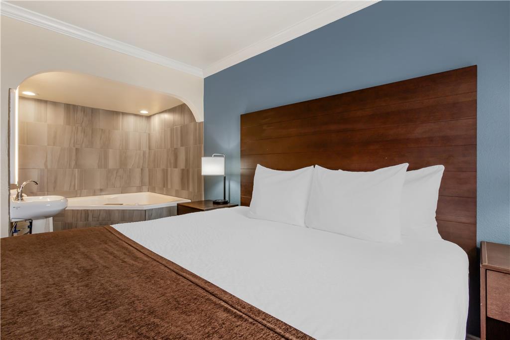 Best Western InnSuites Tucson Foothills Hotel & Suites - photo 67