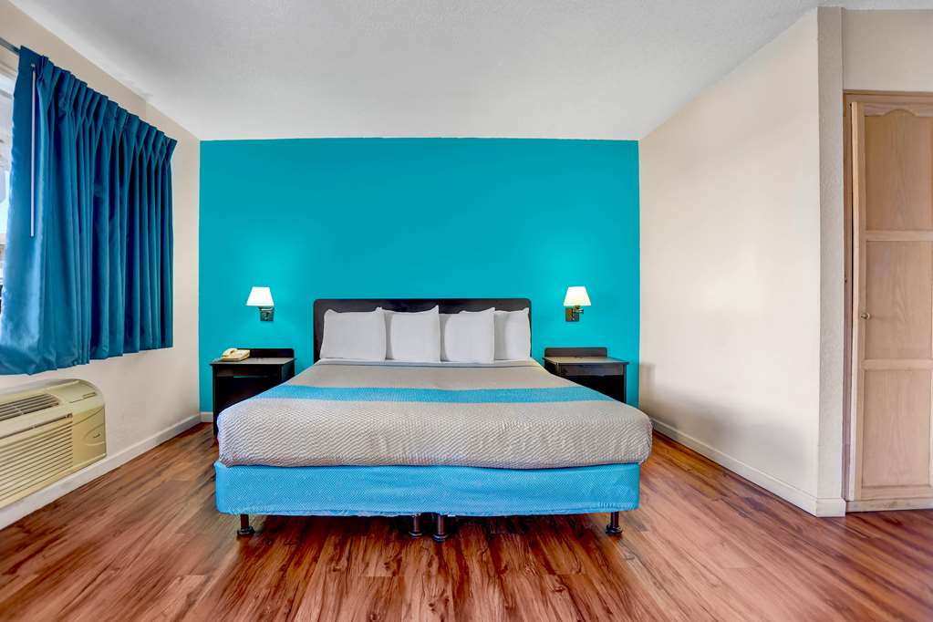 Motel 6 Fort Bragg CA - photo 10