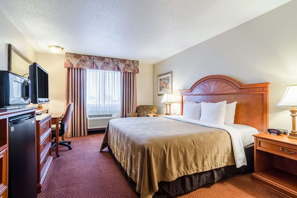 Quality Inn Alliance NE - photo 36