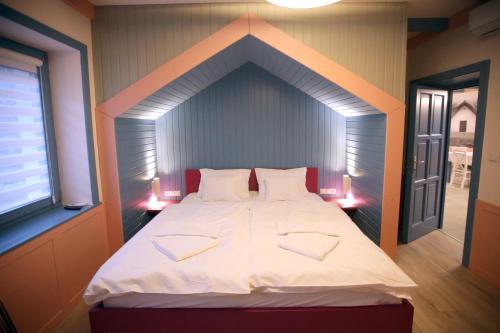 Lehel Vendeghaz in Szekszard, Hungary