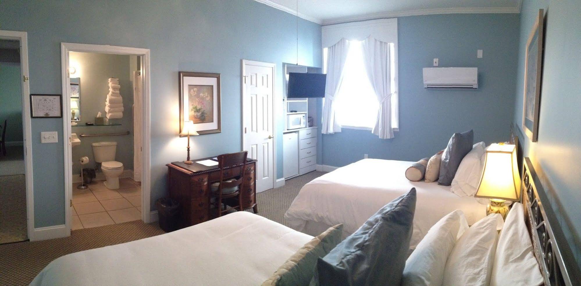 Hotel Riverwalk - photo 19