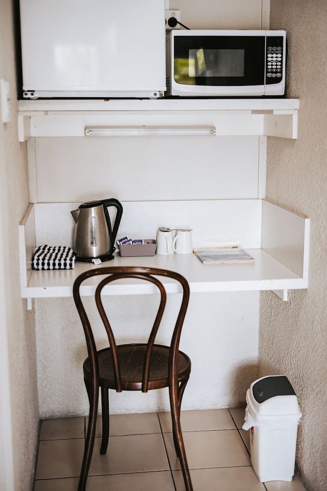 Rix Hotel Motel in Charters Towers, Australia