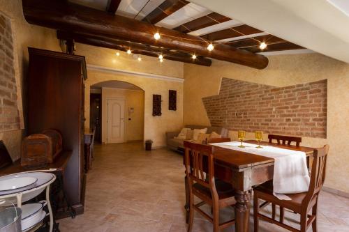 Grace Apartment Smart Holiday — 4-Star Luxury Hotel in Mantova, Italy