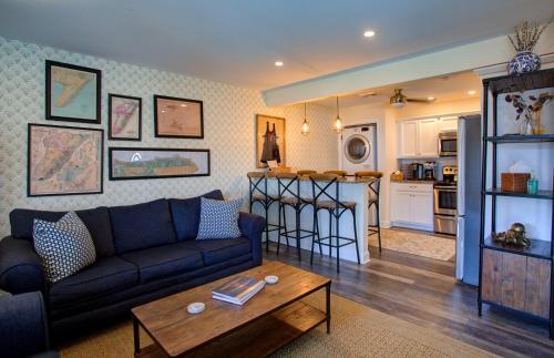 Cape May Classic Design that is Cozy Elegant and Inviting in Cape May, United States