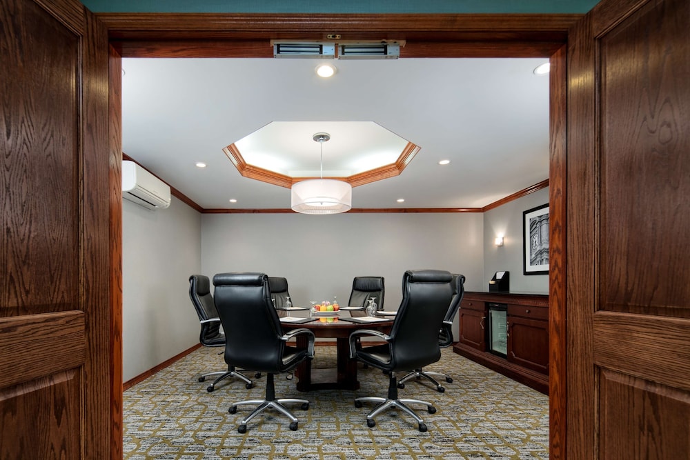 Doubletree by Hilton Philadelphia Airport - photo 49