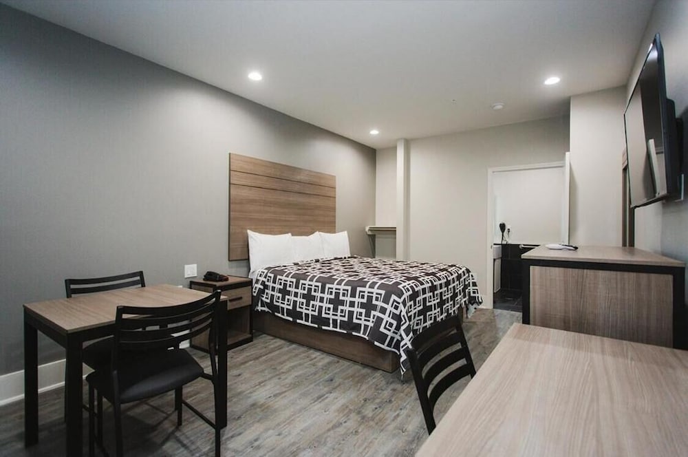 Palace Inn Conroe - photo 14
