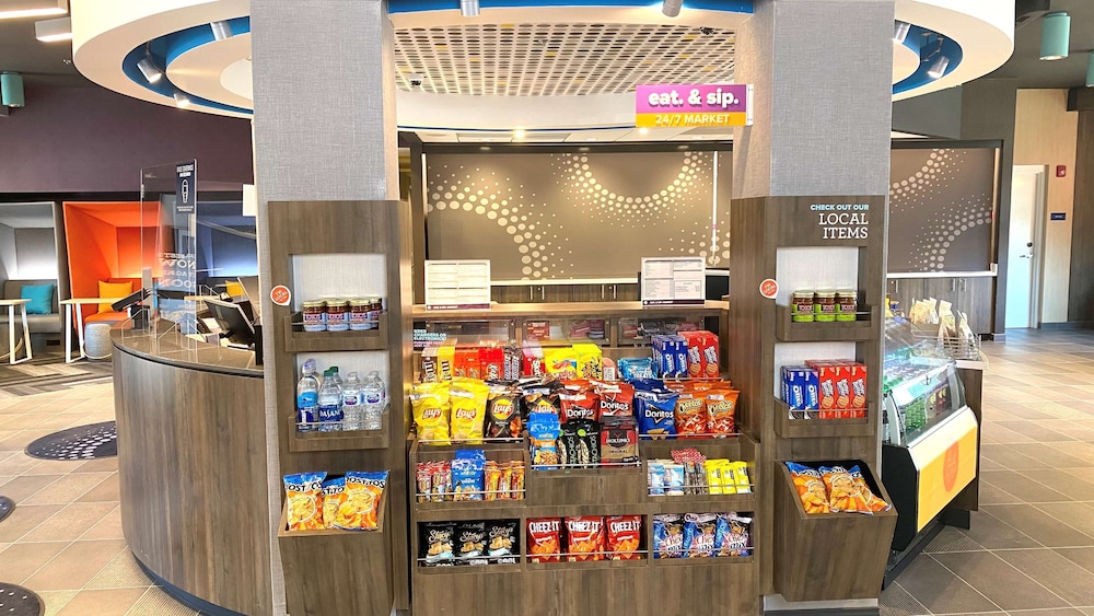 Tru By Hilton Baltimore Harbor East MD - photo 39