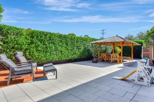 Nelly’s Nest in Nelson Bay, Australia