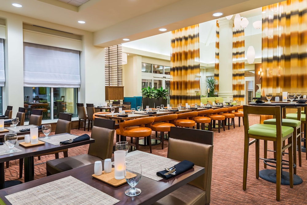 Hilton Garden Inn Wayne - photo 27