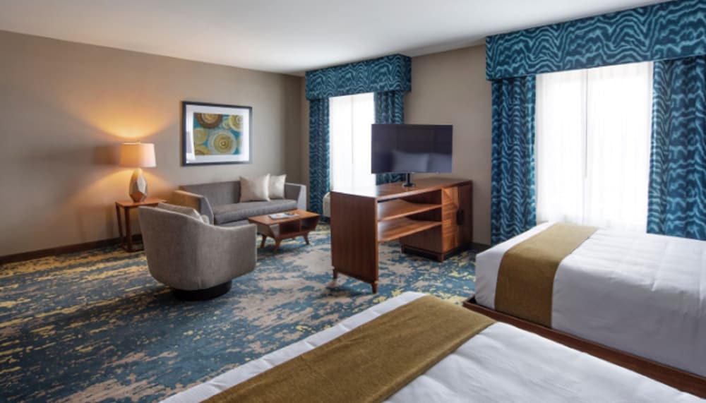 Bear Springs Hotel - photo 12
