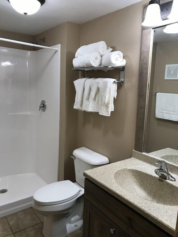 Chippewa Hotel & Suites - photo 23