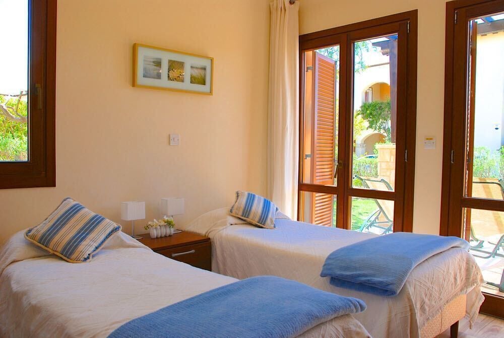 3 Br Villa Arethusa Aph 3572