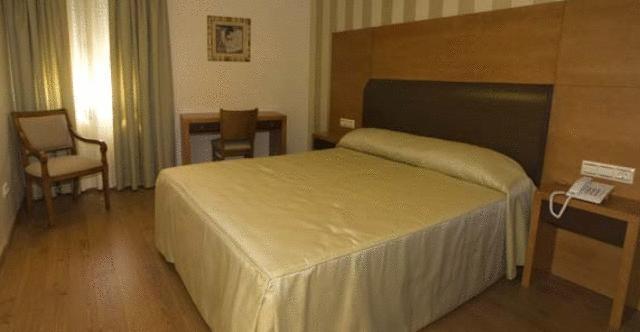 Hotel As Brisas Do Freixo — Outes — photo 3