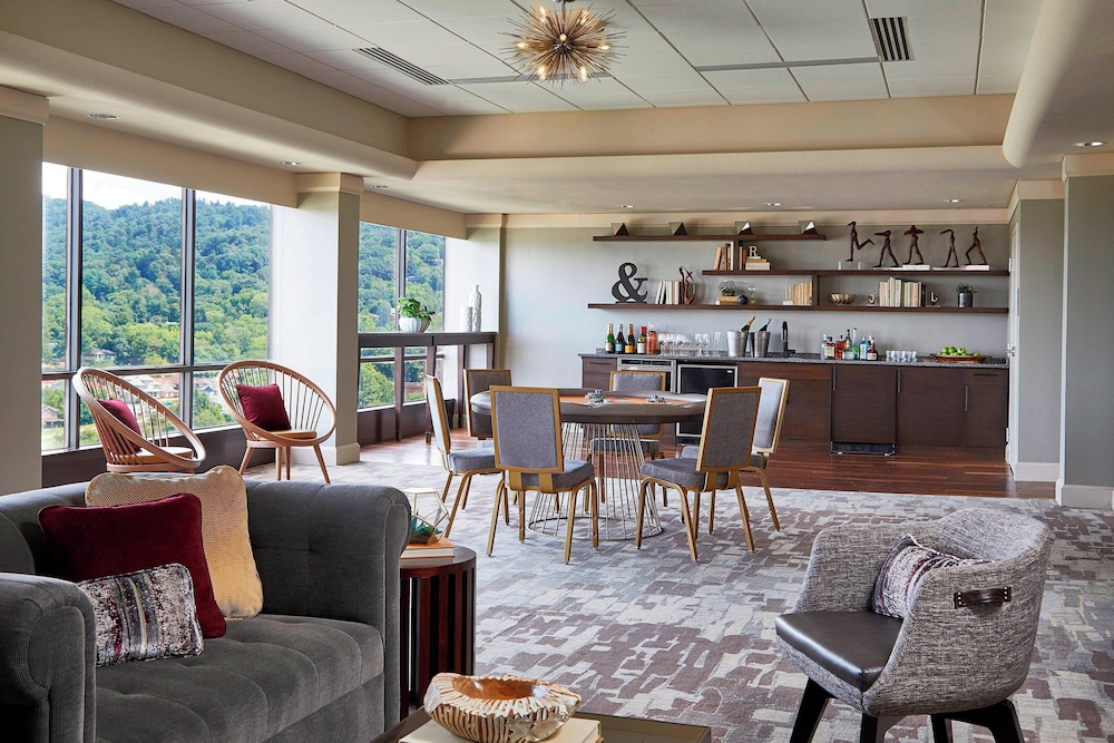Renaissance Asheville Downtown Hotel - photo 32