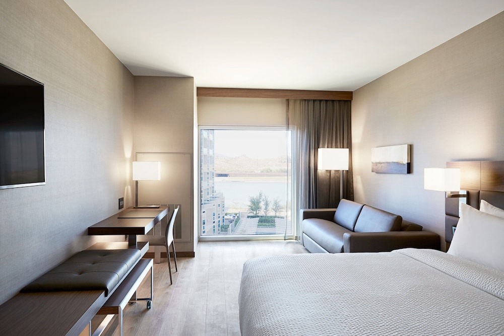 AC Hotel Phoenix Tempe Downtown - photo 10