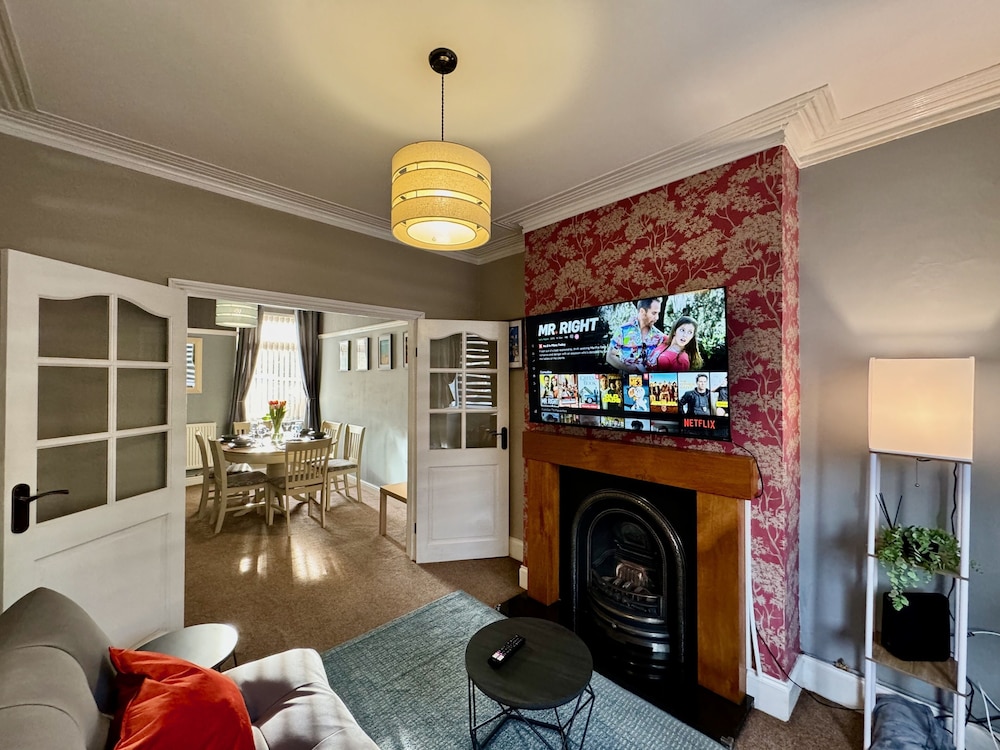 Freeston House Charm Townhouse — 4-Star Luxury Hotel in Cleethorpes, United Kingdom