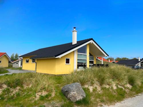 Resort 2 Sea Lodge C 65 — 4-Star Luxury Hotel in Grossenbrode, Germany