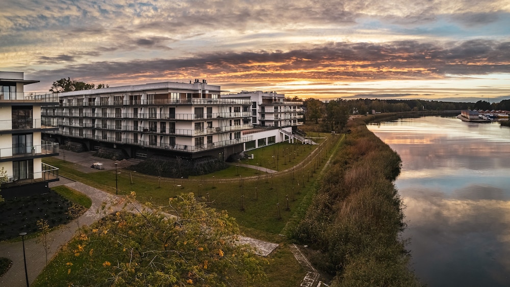 Prywatne apartamenty Sun & Snow w Porta Mare Marina — 4-Star Luxury Hotel in Dziwnow, Poland