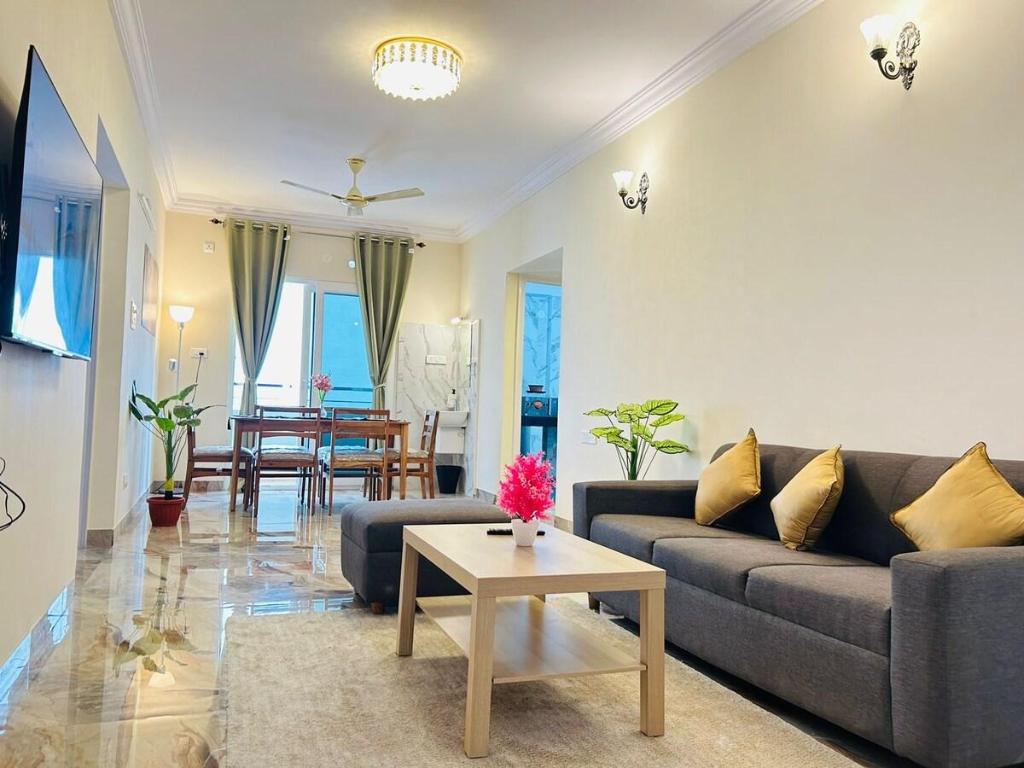 Evara Luxury Living Central 3BHK near HITEC City — 4-Star Luxury Hotel in Hyderabad, India