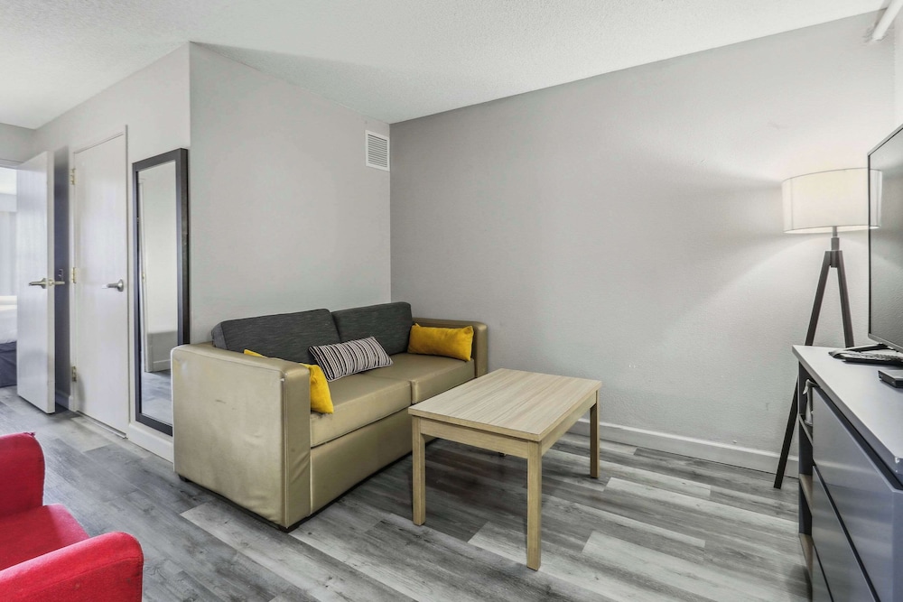 Country Inn & Suites by Radisson Chicago O'Hare South IL - photo 12