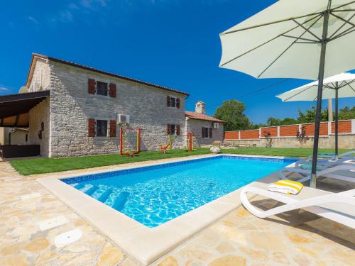 Holiday home in Labin Istrien 8880 — 4-Star Luxury Hotel in Labin, Croatia