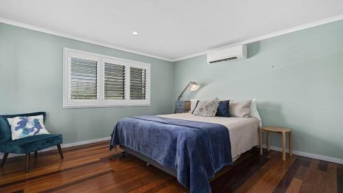 Woorim Beach House with Water Views — 4-Star Luxury Hotel in Woorim, Australia