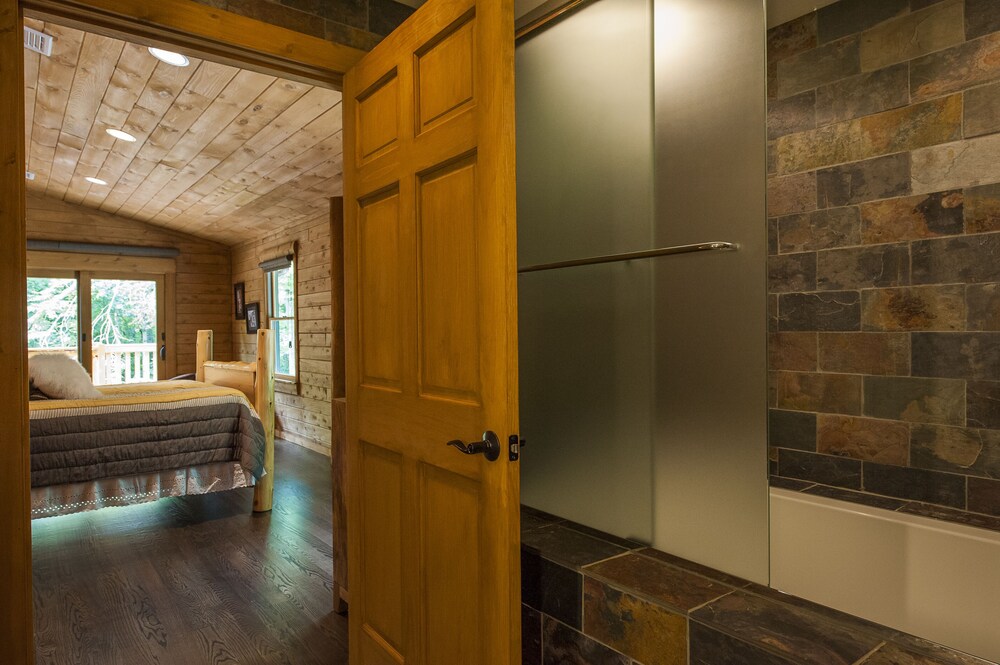 Chatfield Hollow Inn - photo 30