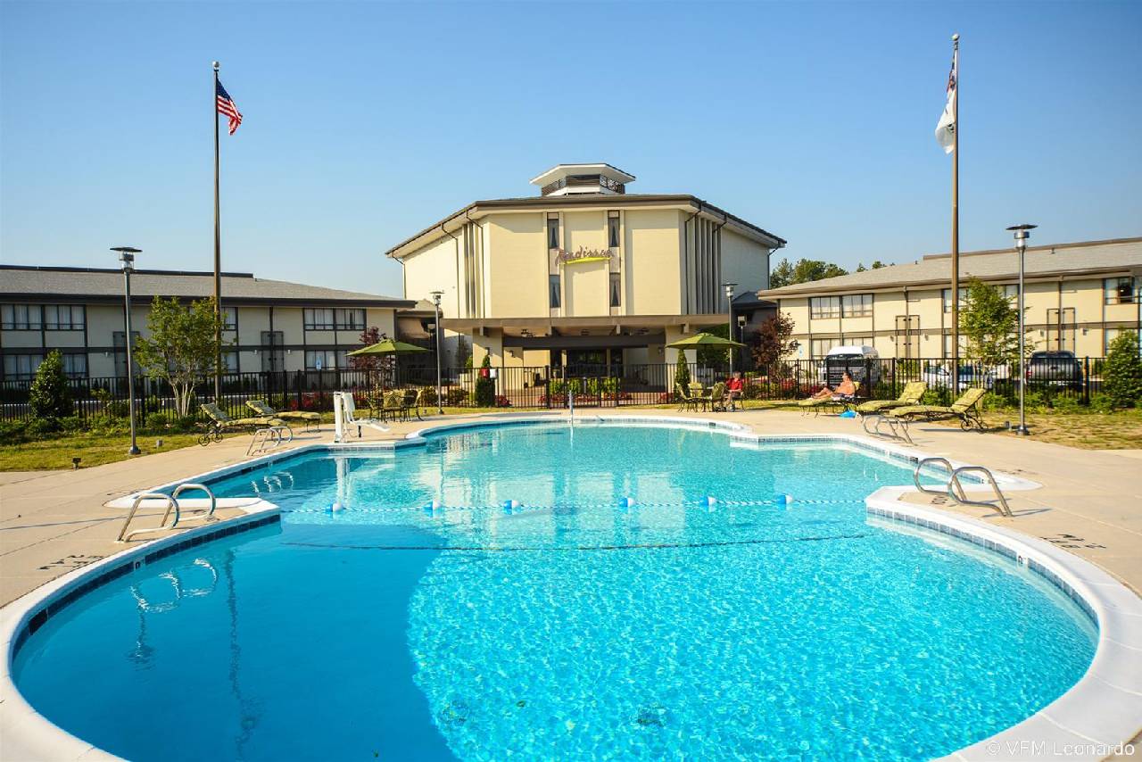 Radisson Hotel Research Triangle Park - photo 4