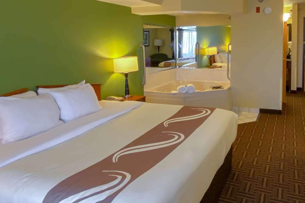 Quality Inn Bolingbrook I 55 - photo 25