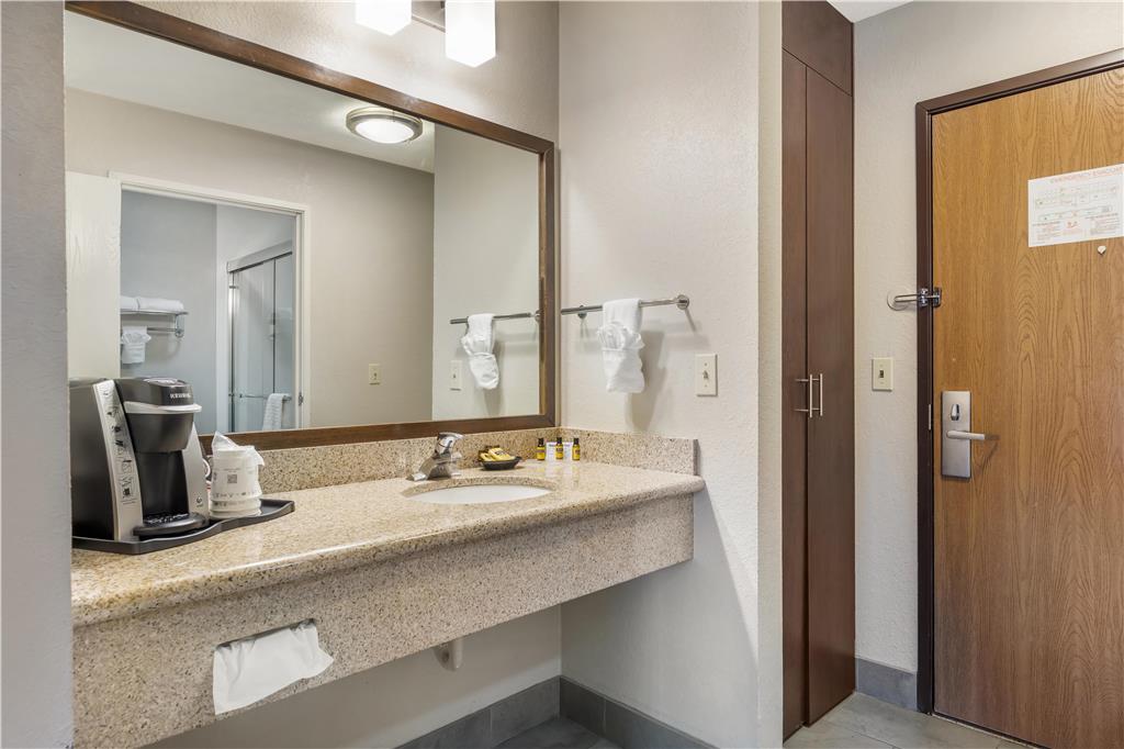 Best Western Plus Wenatchee Downtown Hotel - photo 16